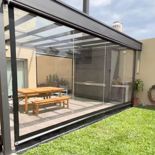 Cortina Exterior con Cristal PVC